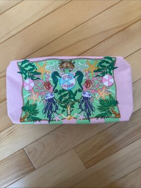 Estee Lauder cosmetic bag New